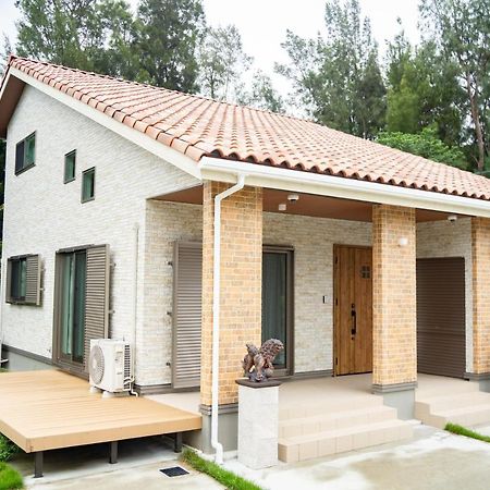 Comfy Resort Villa Onna Exterior photo